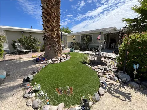 74711 Dillon Rd #301, Desert Hot Springs, CA 92241