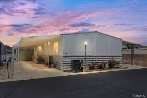 35218 Fir Ave #206, Yucaipa, CA 92399