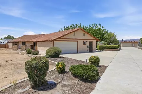 1155 N Lyon, Hemet, CA 92543