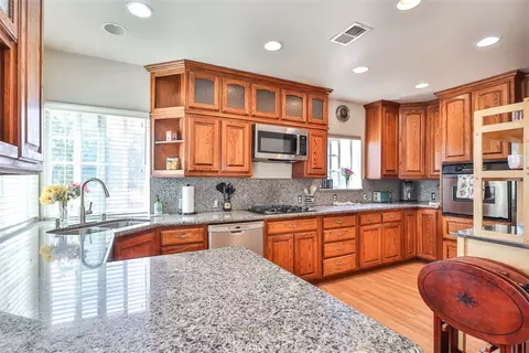 Kitchen - 18266 Roberts, Riverside, CA 92508 photo 2 of 3