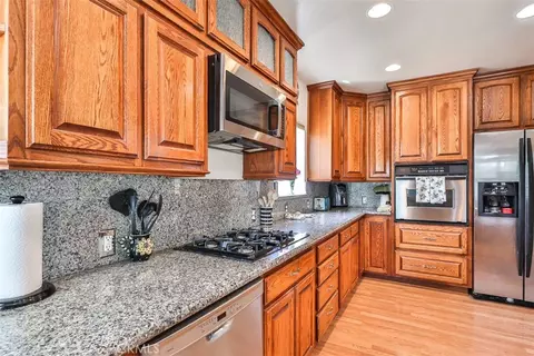 Kitchen - 18266 Roberts, Riverside, CA 92508 photo 3 of 3