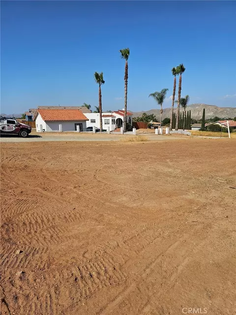 1694 Hayden, Corona, CA 92881
