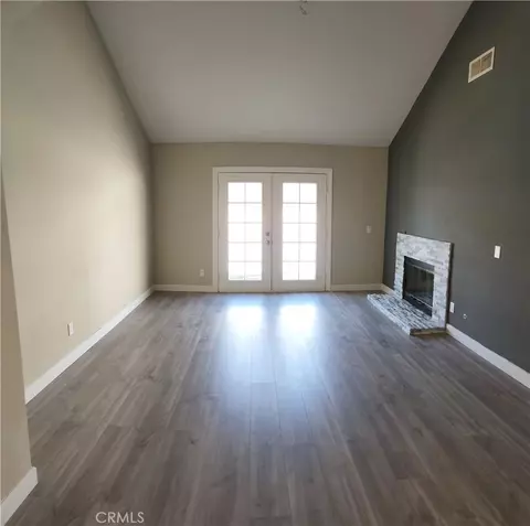 Living - 27546 Senna Ct, Temecula, CA 92591 photo 2 of 6