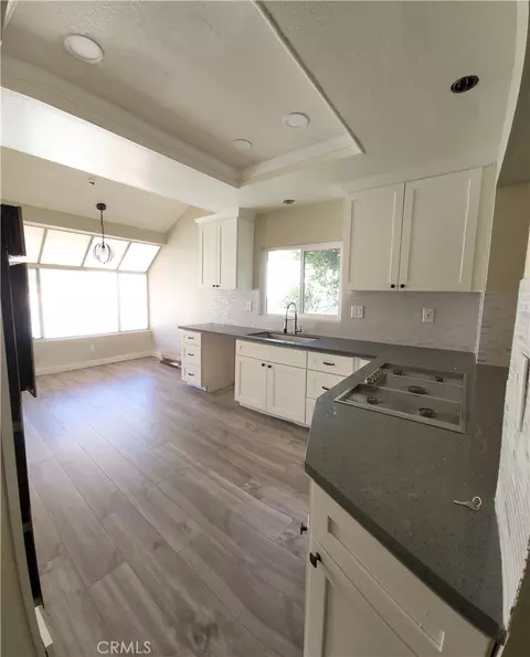 Kitchen - 27546 Senna Ct, Temecula, CA 92591 photo 2 of 2
