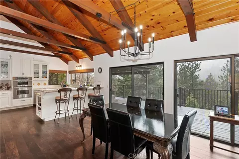Dining - 26603 Hillcrest Ln, Lake Arrowhead, CA 92352 photo 4 of 4