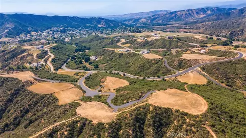 39551 Hidden Heights Dr, Yucaipa, CA 92399