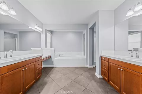 Entry Way - 25614 Red Hawk Rd, Corona, CA 92883 photo 9 of 10