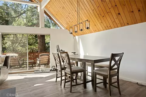 Dining - 316 Pioneer Rd, Lake Arrowhead, CA 92352 photo 1 of 1