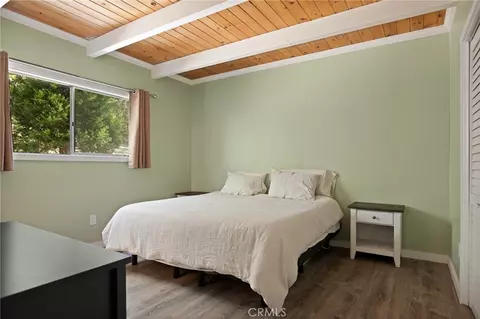 Bedroom - 316 Pioneer Rd, Lake Arrowhead, CA 92352 photo 1 of 7