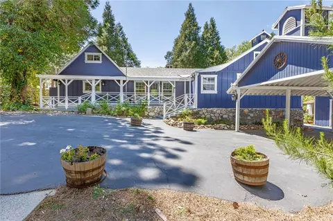 22606 Seeley Dr, Crestline, CA 92325