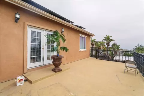 Exterior - 1084 Flager Ranch Rd, Corona, CA 92881 photo 9 of 16
