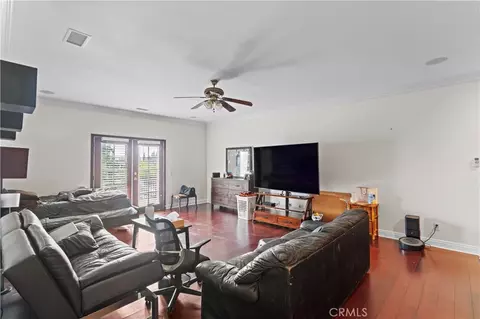 Living - 1084 Flager Ranch Rd, Corona, CA 92881 photo 1 of 2