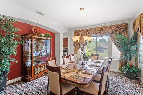 Dining - 1084 Flager Ranch Rd, Corona, CA 92881 photo 2 of 2