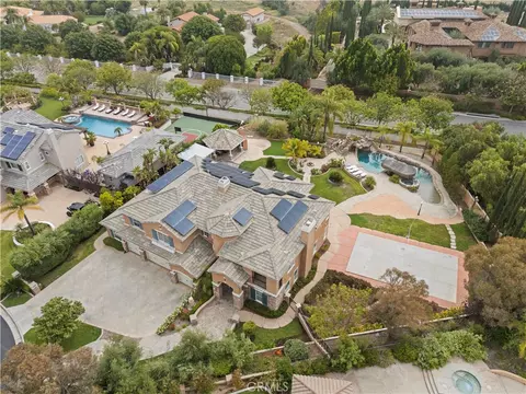 View/Area - 1084 Flager Ranch Rd, Corona, CA 92881 photo 3 of 10