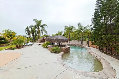 Exterior - 1084 Flager Ranch Rd, Corona, CA 92881 photo 5 of 16