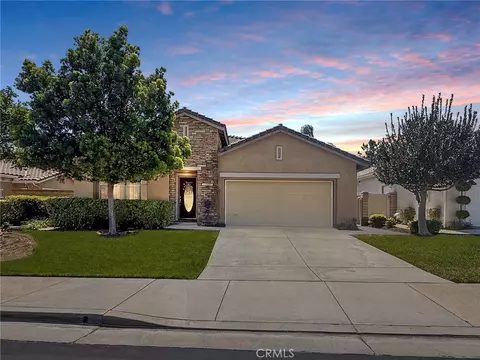 28069 Panorama Hills Dr, Menifee, CA 92584