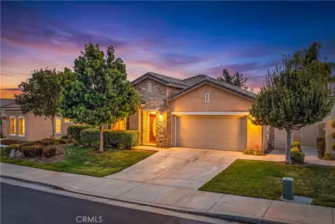28069 Panorama Hills Dr, Menifee, CA 92584