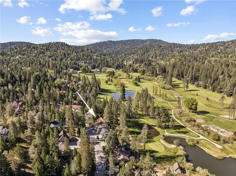 View/Area - 524 Golf Course Rd, Lake Arrowhead, CA 92352 photo 6 of 8