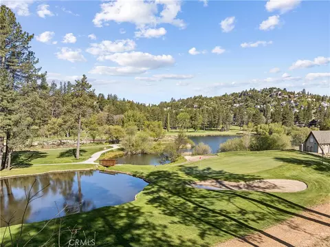 View/Area - 524 Golf Course Rd, Lake Arrowhead, CA 92352 photo 4 of 9