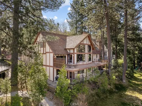 Exterior - 524 Golf Course Rd, Lake Arrowhead, CA 92352 photo 6 of 11