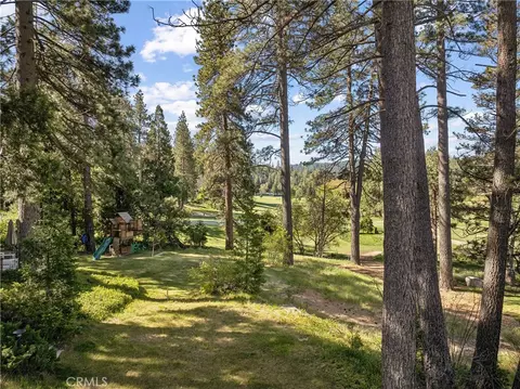 Exterior - 524 Golf Course Rd, Lake Arrowhead, CA 92352 photo 4 of 11