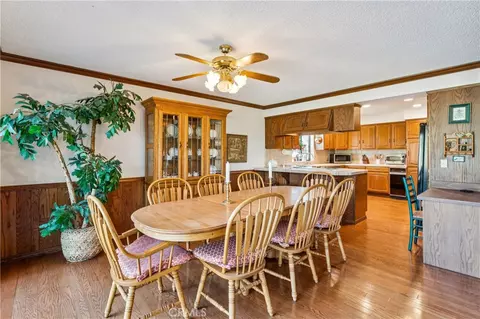 Dining - 524 Golf Course Rd, Lake Arrowhead, CA 92352 photo 1 of 2