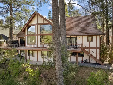 Exterior - 524 Golf Course Rd, Lake Arrowhead, CA 92352 photo 5 of 10