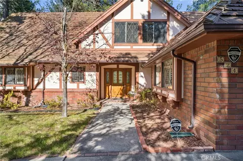 Exterior - 524 Golf Course Rd, Lake Arrowhead, CA 92352 photo 8 of 11