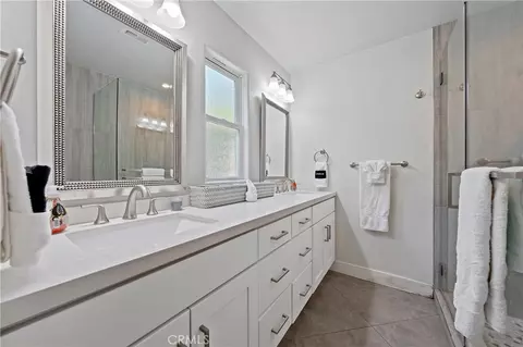 Bath - 80695 Columbia Ave, Indio, CA 92201 photo 2 of 3