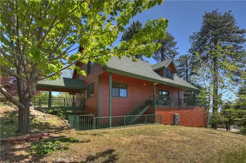 Exterior - 30 Park Dr, Running Springs, CA 92382 photo 6 of 16