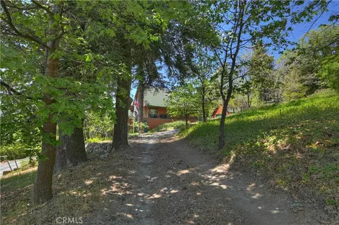 Exterior - 30 Park Dr, Running Springs, CA 92382 photo 14 of 16