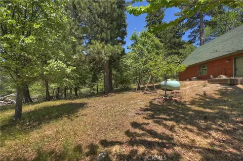 Exterior - 30 Park Dr, Running Springs, CA 92382 photo 5 of 16