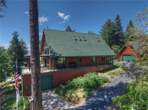 Exterior - 30 Park Dr, Running Springs, CA 92382 photo 13 of 16