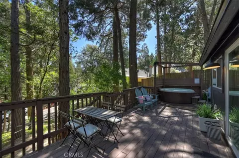 Exterior - 669 Knoll, Crestline, CA 92325 photo 13 of 15