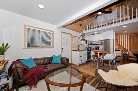 Living - 669 Knoll, Crestline, CA 92325 photo 5 of 6