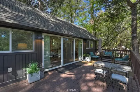 Exterior - 669 Knoll, Crestline, CA 92325 photo 3 of 15