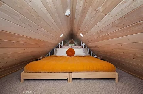 Bedroom - 669 Knoll, Crestline, CA 92325 photo 1 of 6