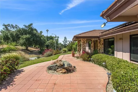 Exterior - 1405 Sterling Rd, Redlands, CA 92373 photo 1 of 11