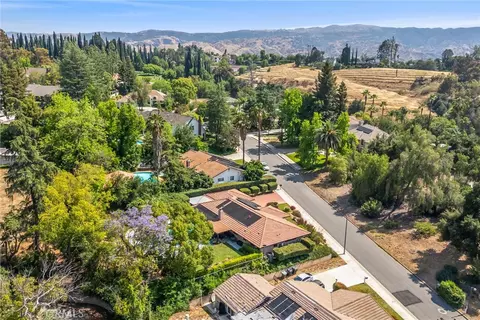 View/Area - 1405 Sterling Rd, Redlands, CA 92373 photo 8 of 11