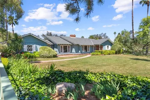 461 W Sunset Dr, Redlands, CA 92373
