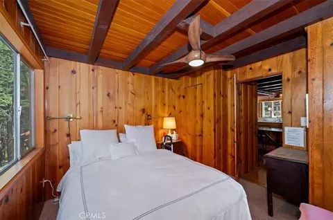 Bedroom - 260 Burnt Ml, Lake Arrowhead, CA 92352 photo 3 of 12