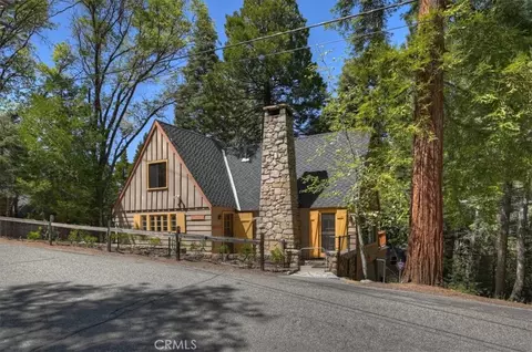 Exterior - 260 Burnt Ml, Lake Arrowhead, CA 92352 photo 2 of 5