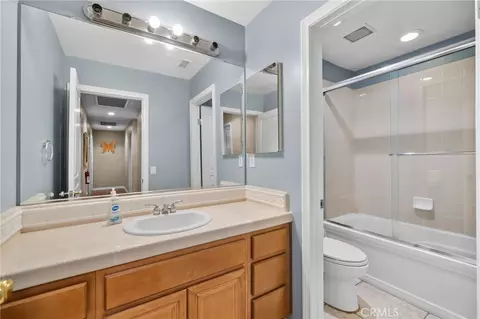 Bath - 13311 Kamelia St, Eastvale, CA 92880 photo 3 of 4