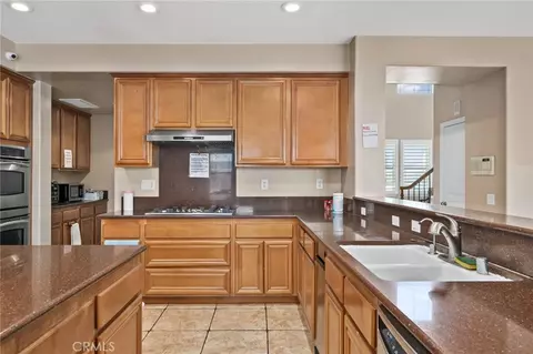 Kitchen - 13311 Kamelia St, Eastvale, CA 92880 photo 4 of 6