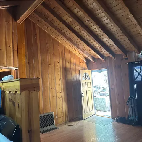 607 Seeley, Crestline, CA 92325 photo 10
