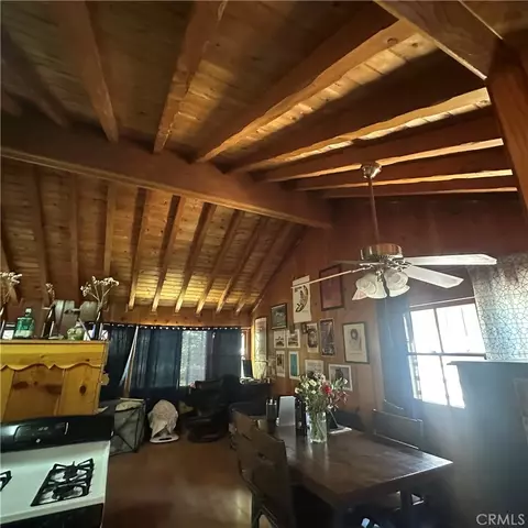 607 Seeley, Crestline, CA 92325 photo 5