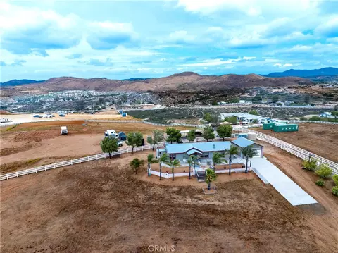 38687 Calle Segovia, Temecula, CA 92592 photo 22