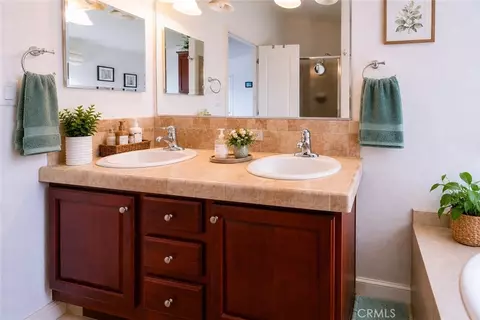 38687 Calle Segovia, Temecula, CA 92592 photo 18