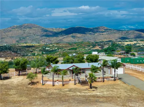 38687 Calle Segovia, Temecula, CA 92592