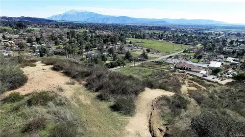 38850 Pernell, Cherry Valley, CA 92223